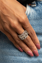Load image into Gallery viewer, Paparazzi - OVAL-Ruled - White Ring