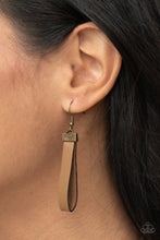 Load image into Gallery viewer, Paparazzi - Majorly Moonstruck - Brass Necklace