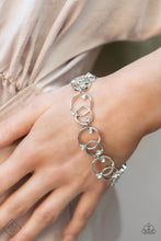 Load image into Gallery viewer, Paparazzi - Fiercely 5th Avenue - Complete Trend Blend
