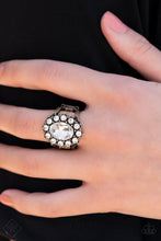 Load image into Gallery viewer, Paparazzi - Magnificent Musings - Complete Trend Blend Fashion Fix Set