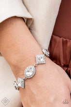 Load image into Gallery viewer, Paparazzi - Fiercely 5th Avenue - Complete Trend Blend
