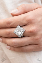 Load image into Gallery viewer, Paparazzi - Fiercely 5th Avenue - Complete Trend Blend