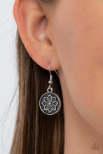 Load image into Gallery viewer, Paparazzi - Western Zen - Black Necklace