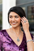 Load image into Gallery viewer, Paparazzi - Fiercely 5th Avenue - Complete Trend Blend Jan 2023