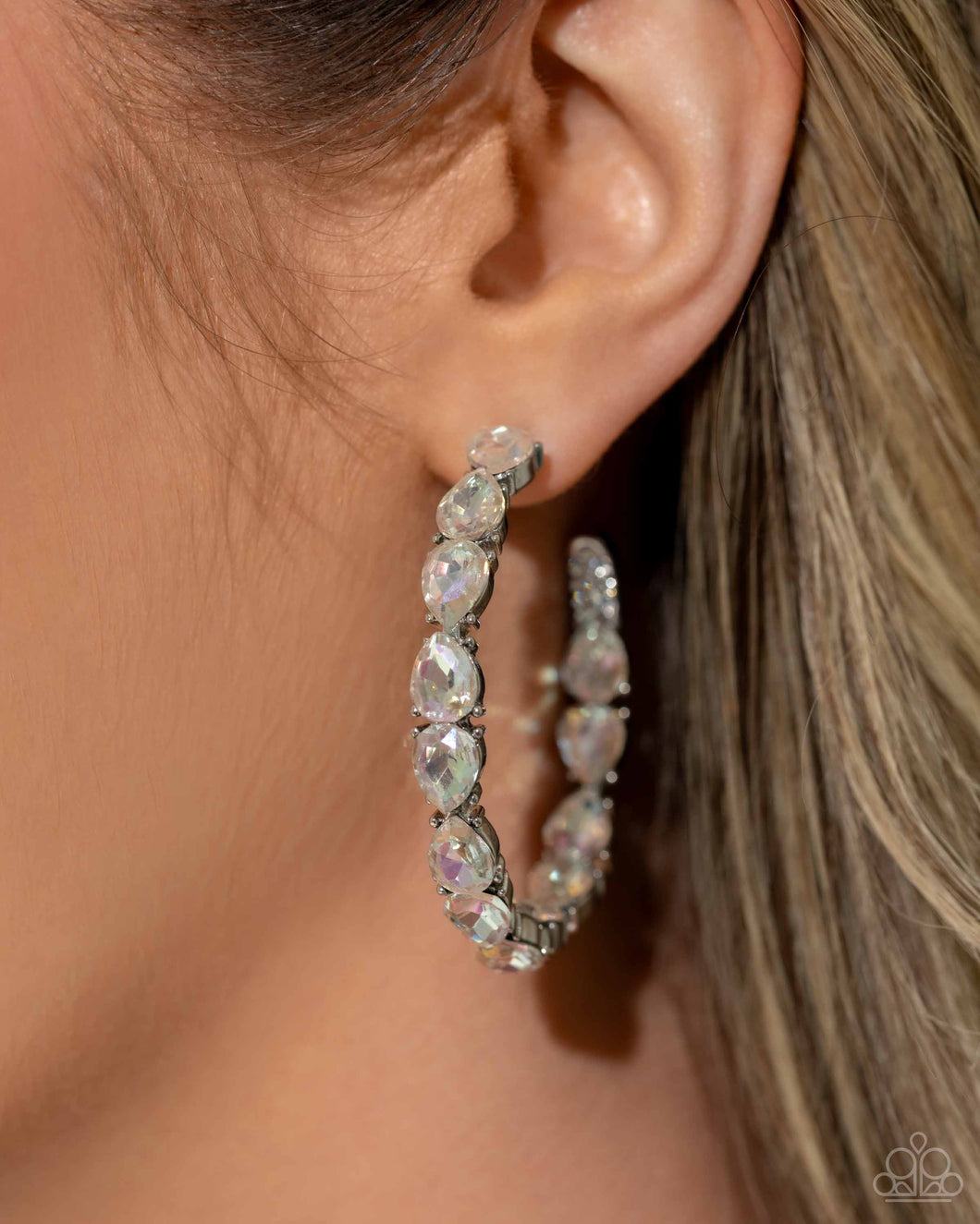 Paparazzi - Presidential Pizzazz - White Earrings