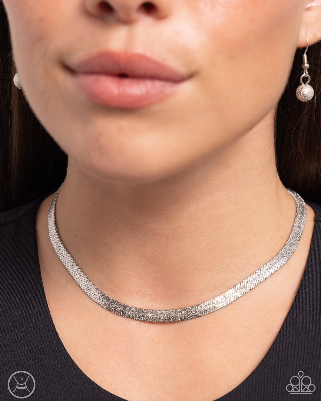 Paparazzi - Simply Scintillating - Silver Necklace