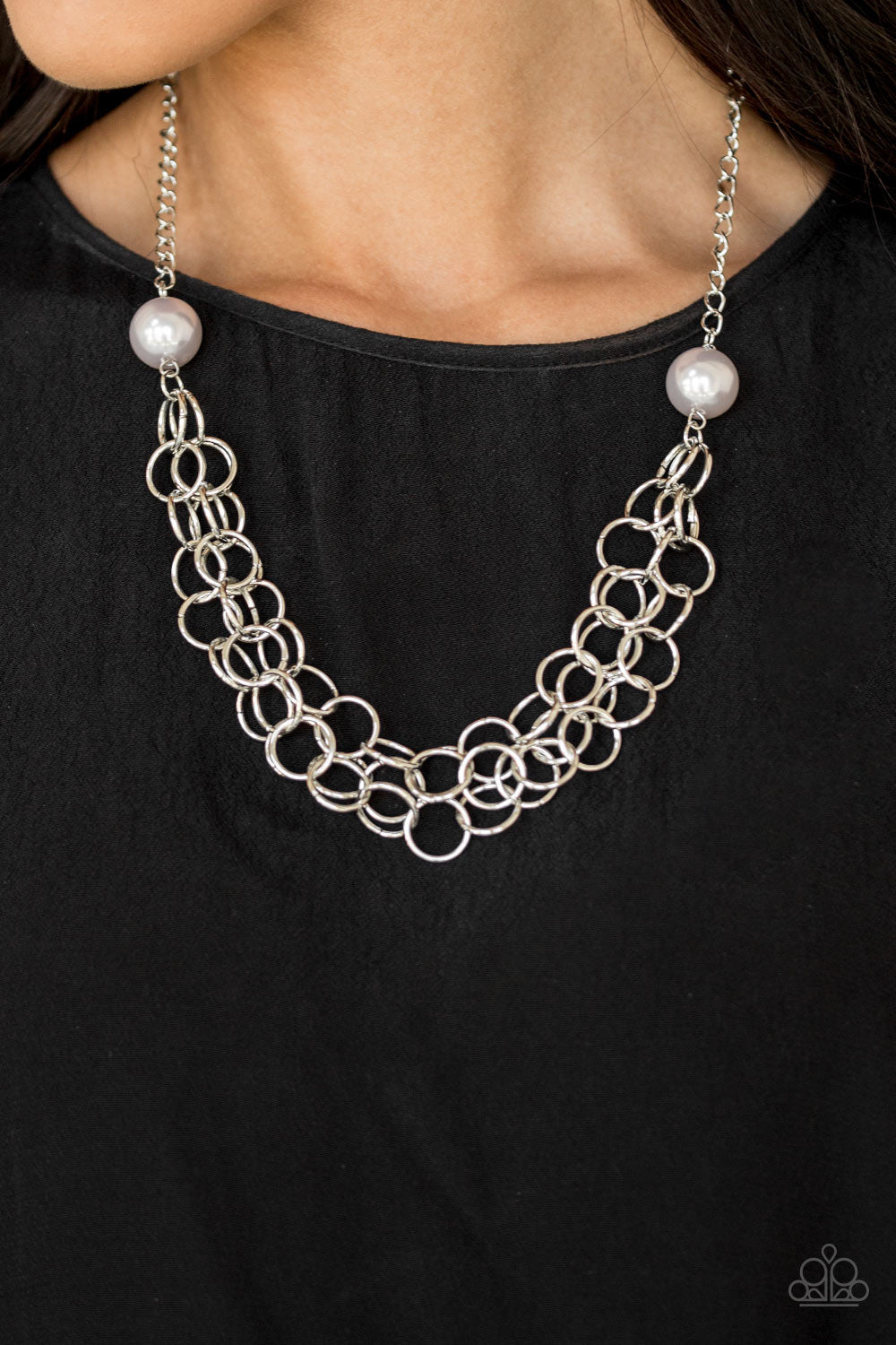 Paparazzi - Daring Diva - Silver Necklace