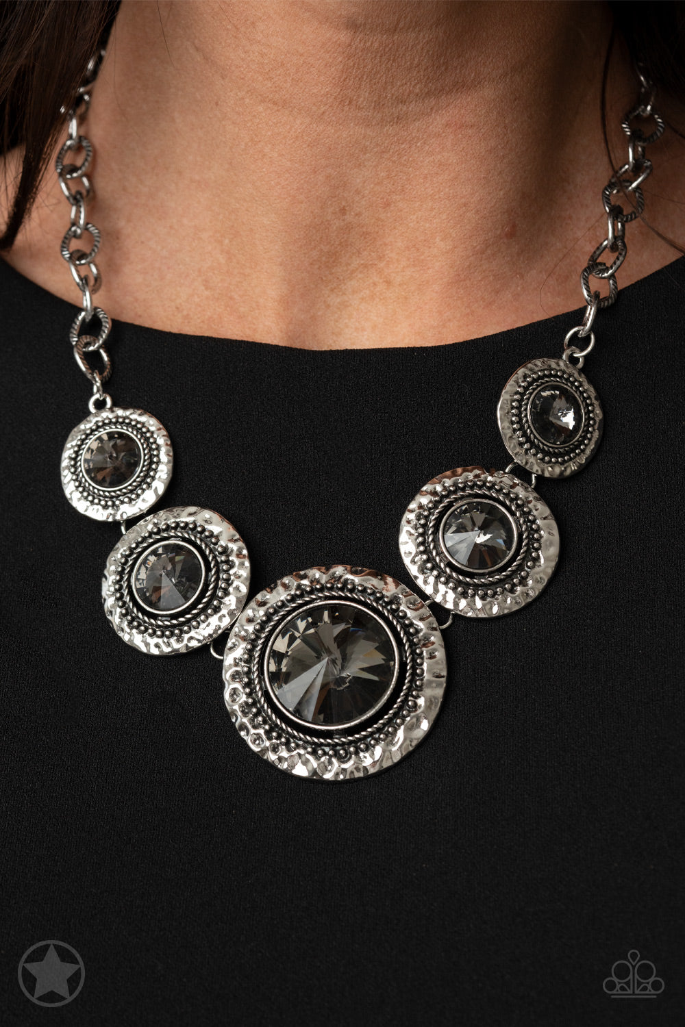 Paparazzi - Global Glamour Necklace