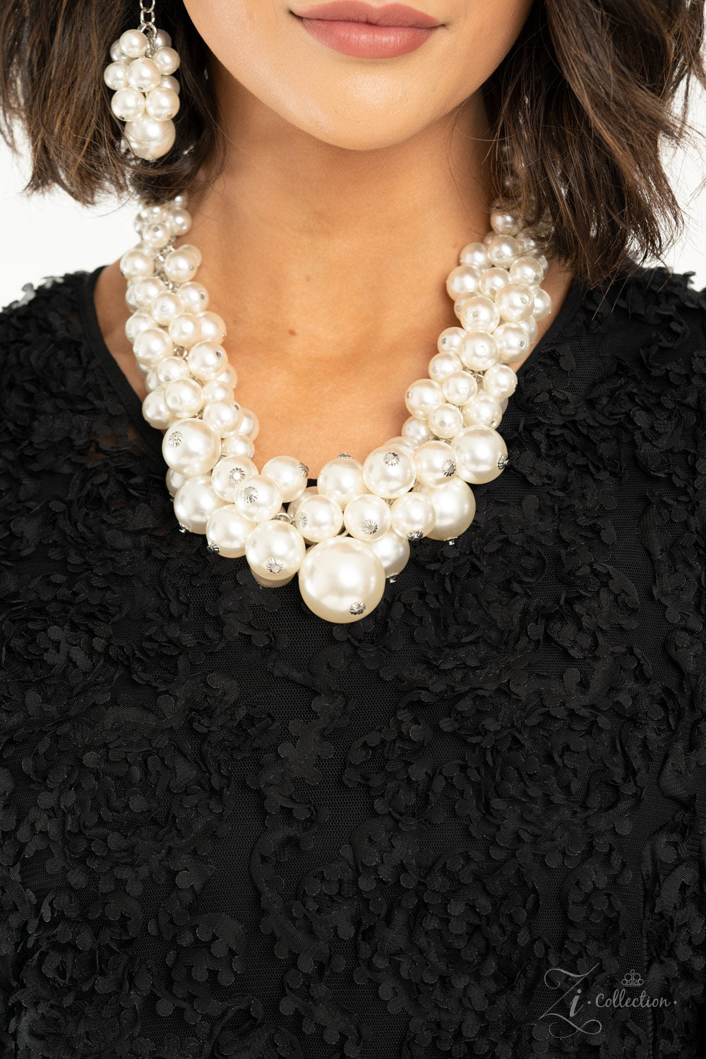 Paparazzi - Regal Necklace