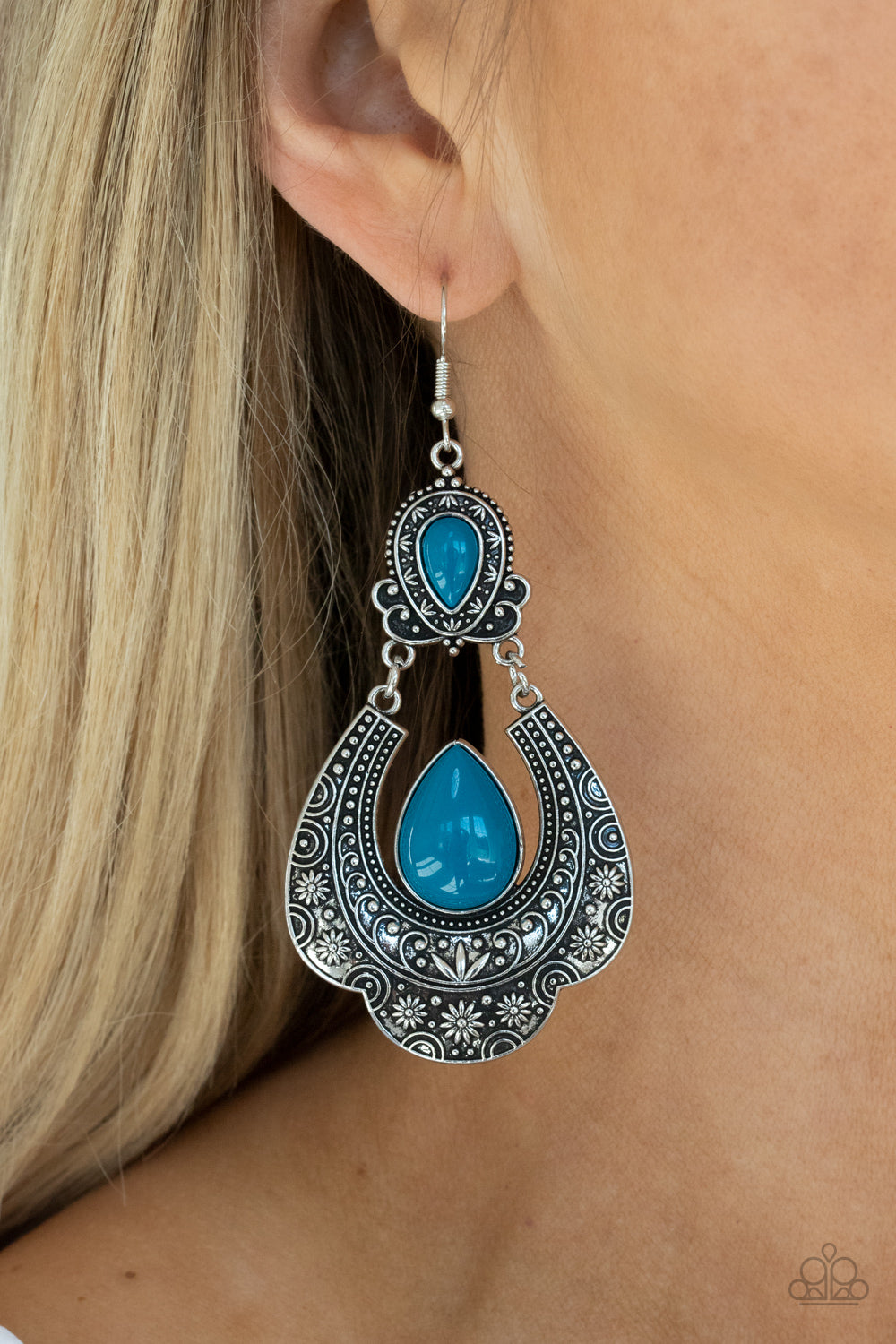 Paparazzi - Rise and Roam - Blue Earrings