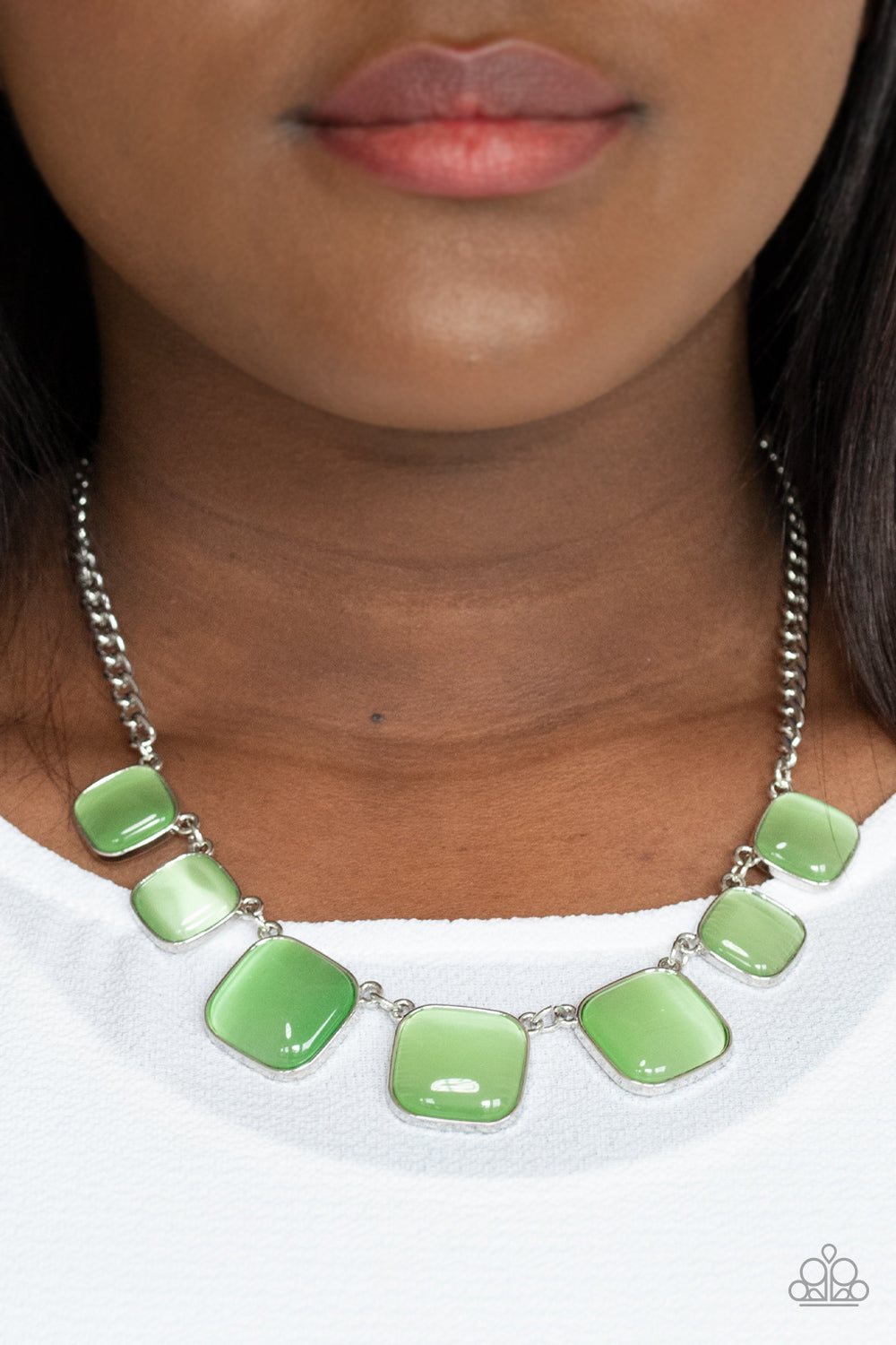 Paparazzi - Aura Allure - Green Necklace