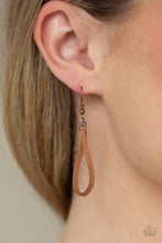 Load image into Gallery viewer, Paparazzi - Homespun Artifact - Copper Necklace
