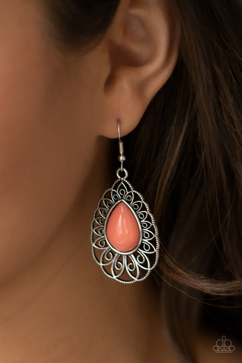 Paparazzi - Dream STAYCATION - Orange Earrings