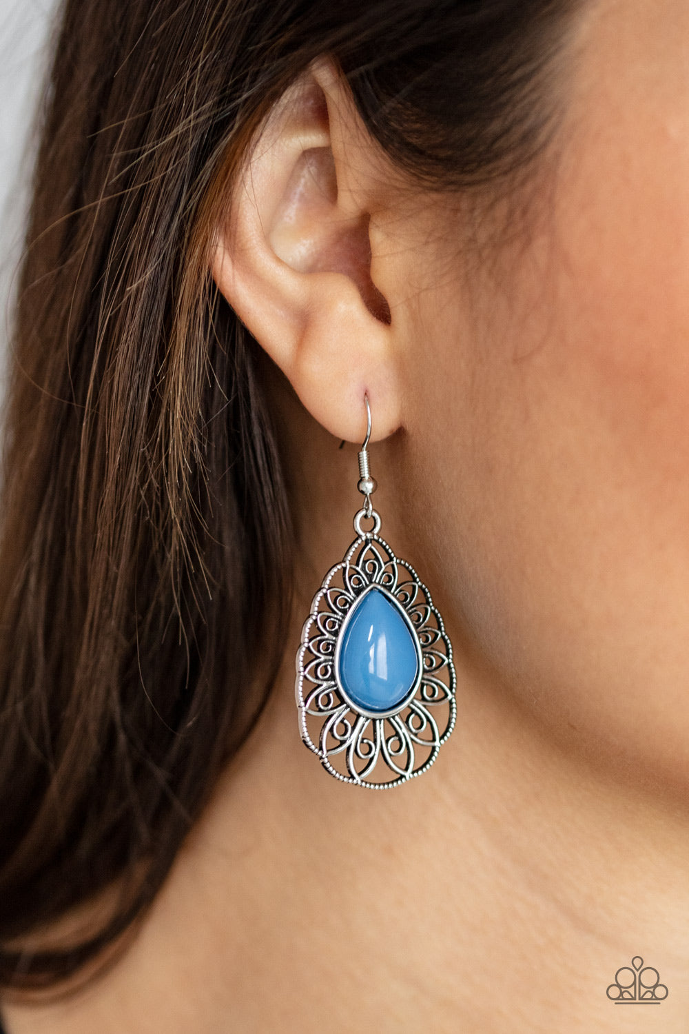 Paparazzi - Dream STAYCATION - Blue Earrings