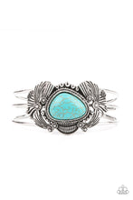 Load image into Gallery viewer, Paparazzi - Western Wonderland - Blue Bracelet
