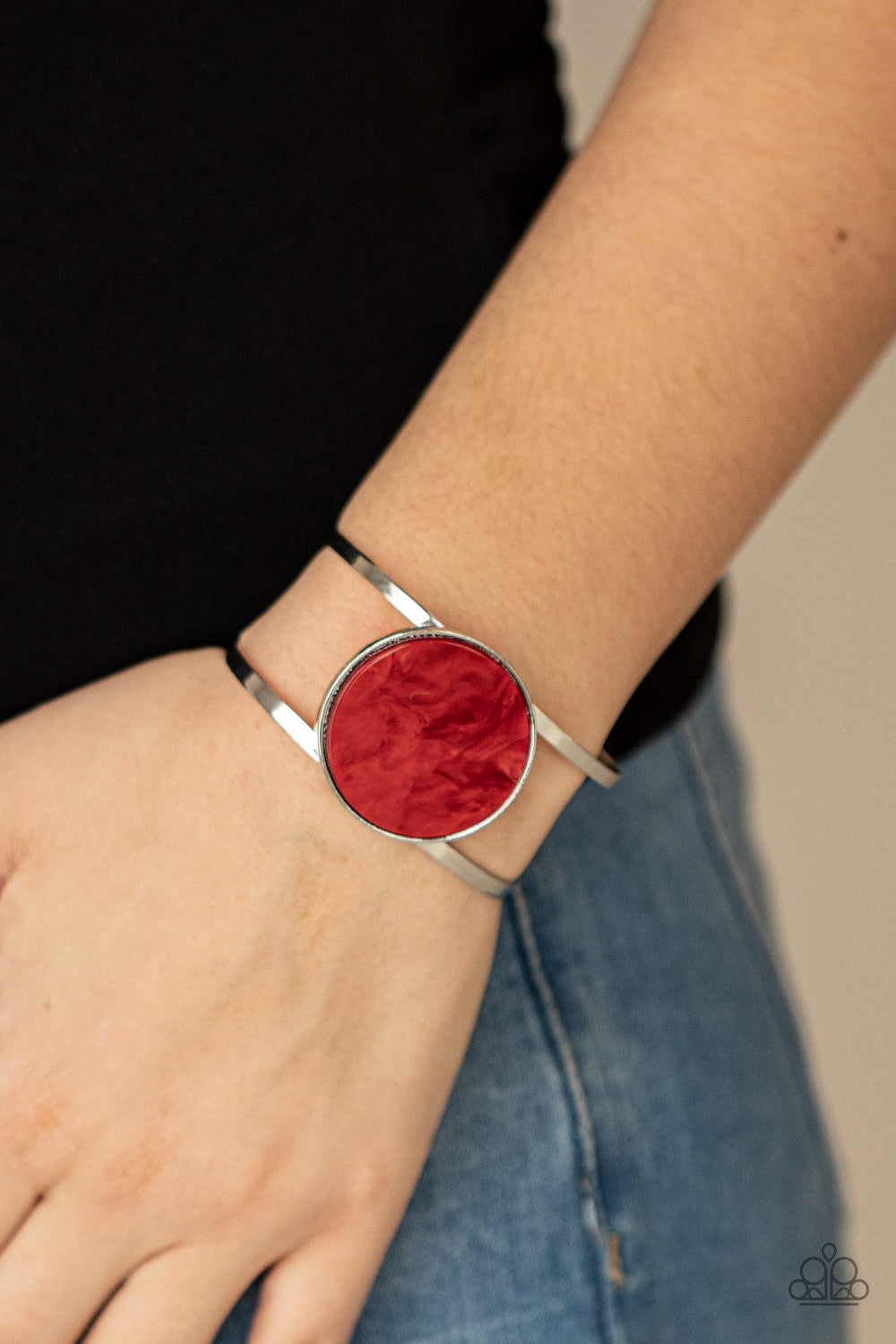 Paparazzi - Colorful Cosmos - Red Bracelet