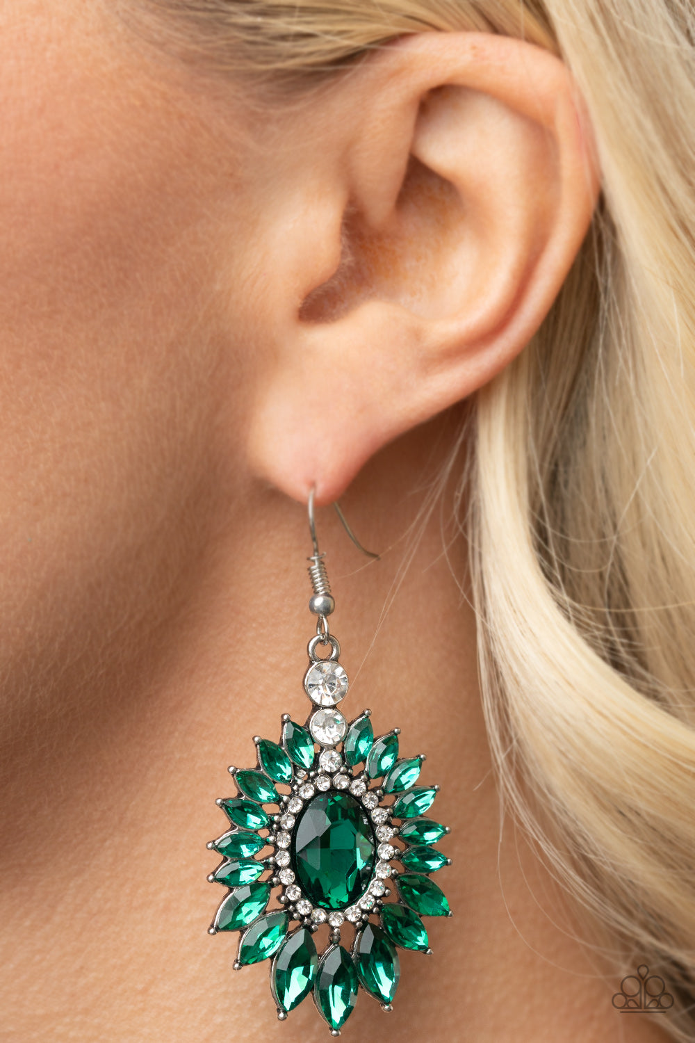 Paparazzi - Big Time Twinkle - Green Earrings