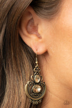 Load image into Gallery viewer, Paparazzi - Unlimited Vacation - Brass Earrings
