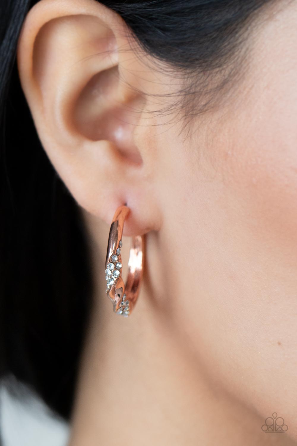 Paparazzi - Subliminal Shimmer - Copper Earring