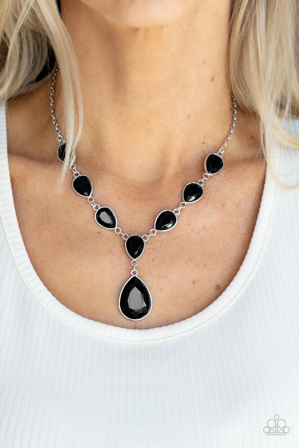 Paparazzi - Party Paradise - Black Necklace