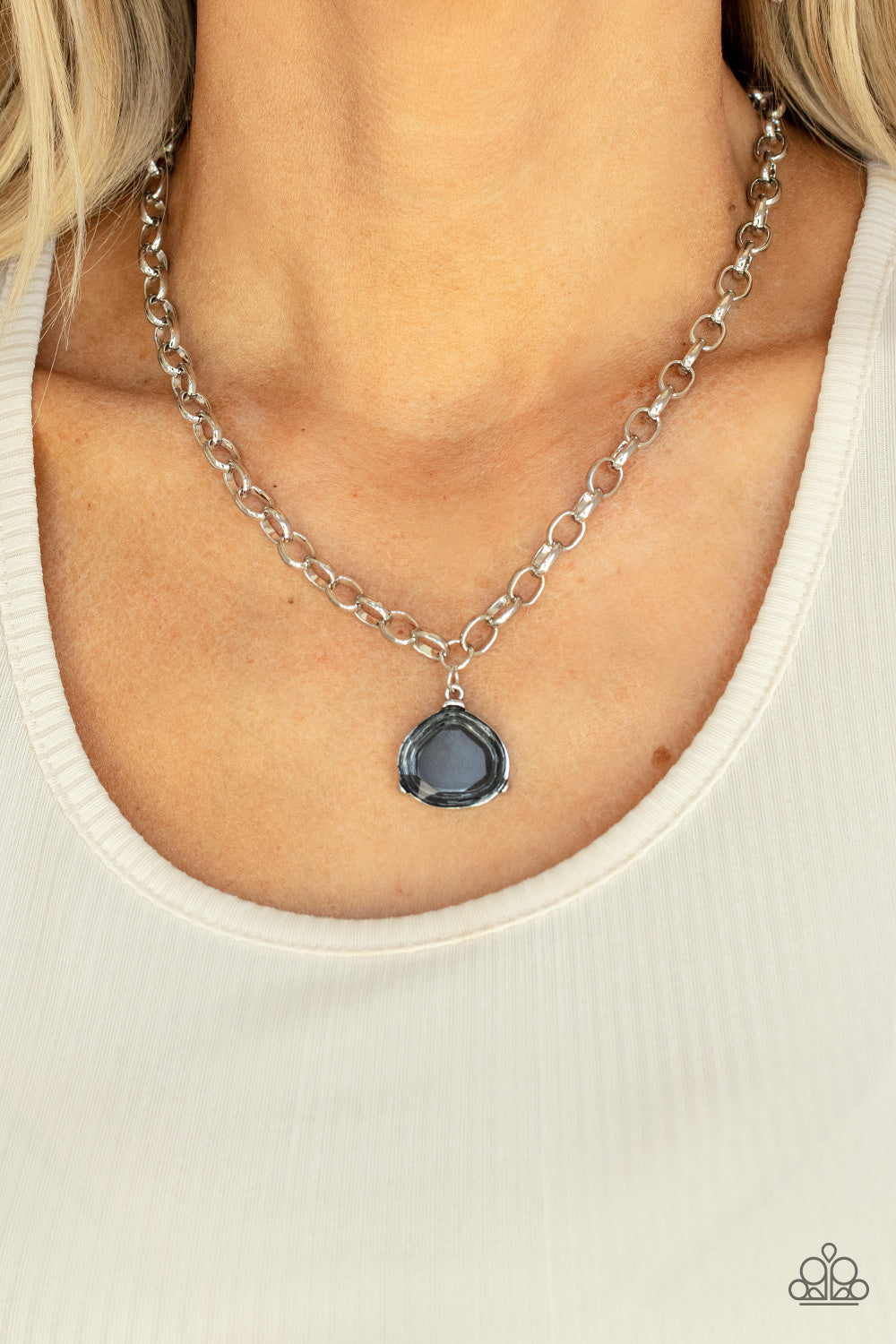 Paparazzi - Gallery Gem - Silver Necklace