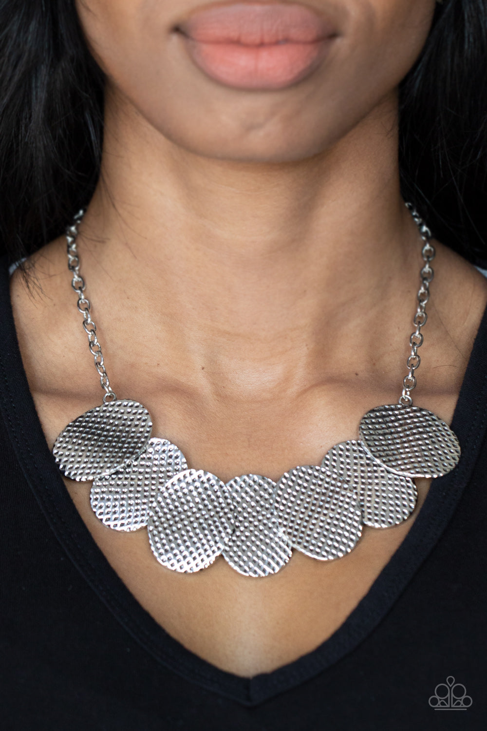 Paparazzi - Industrial Wave - Silver Necklace