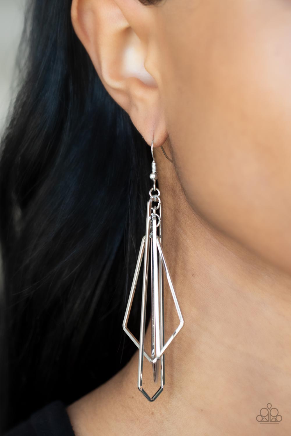 Paparazzi - Shape Shifting Shimmer - Silver Earring