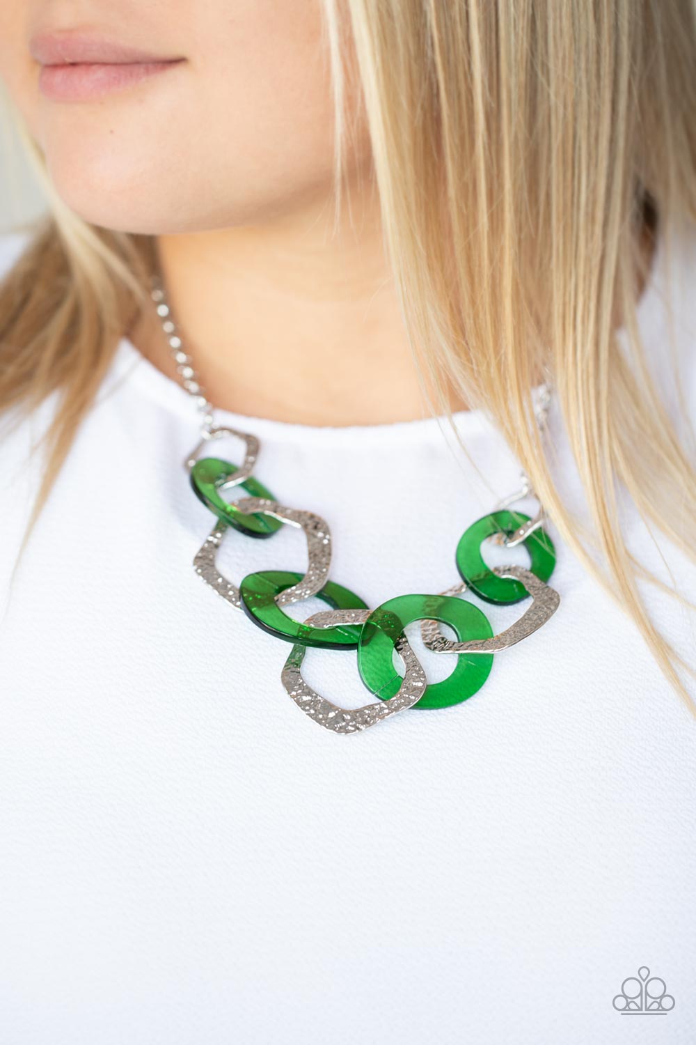 Paparazzi - Urban Circus - Green Necklace