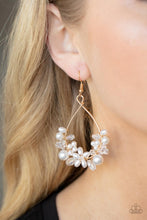 Load image into Gallery viewer, Paparazzi - Marina Banquet - Gold Earring
