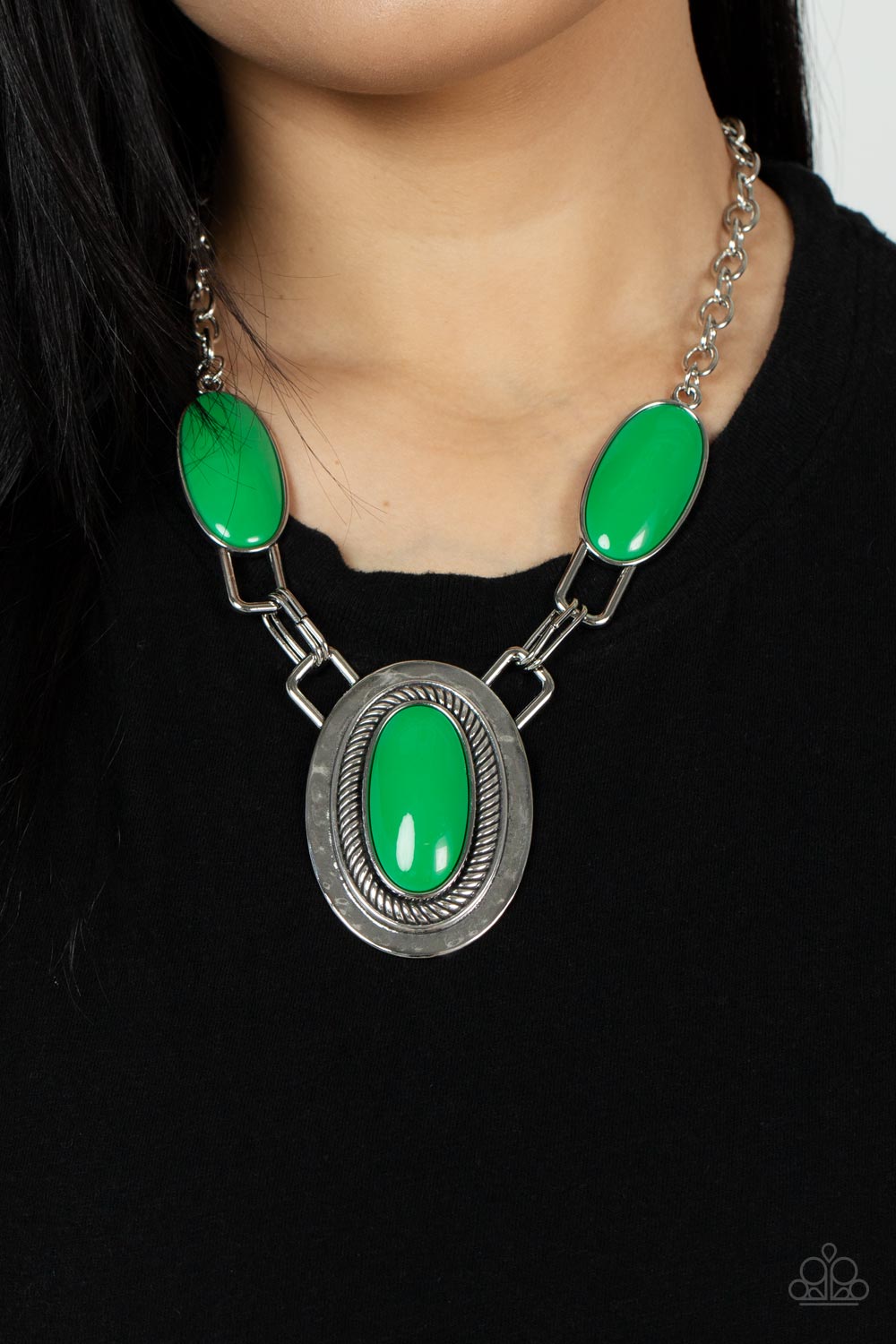 Paparazzi - Count to TENACIOUS - Green Necklace