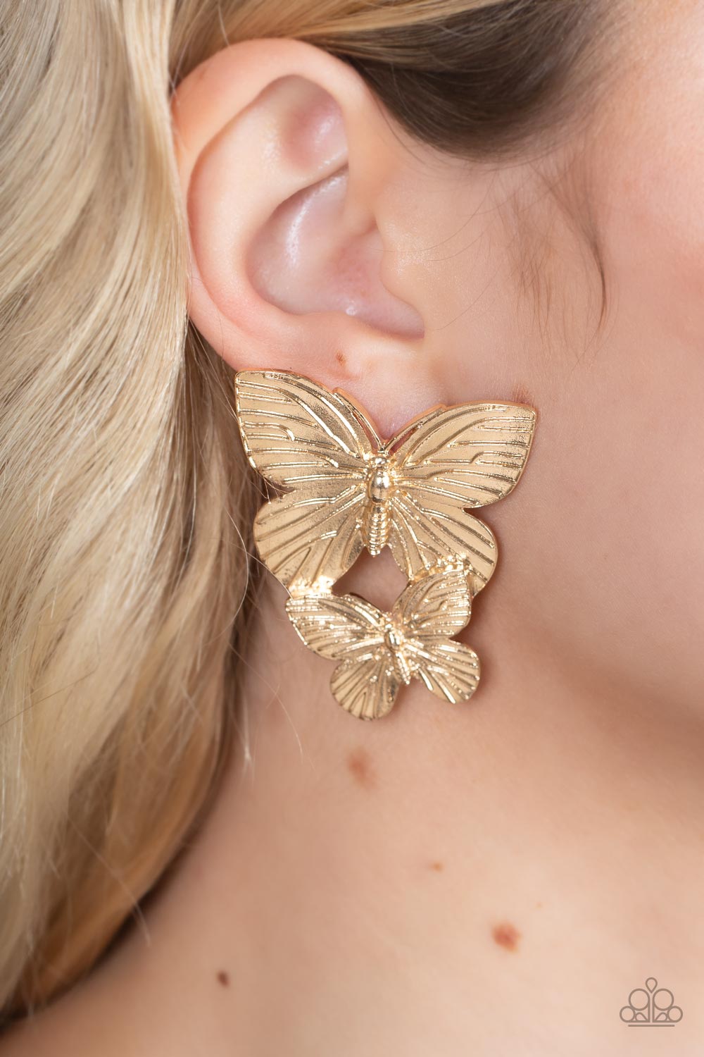 Paparazzi - Blushing Butterflies - Gold Earring