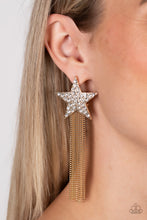 Load image into Gallery viewer, Paparazzi - Superstar Solo - Gold Earring
