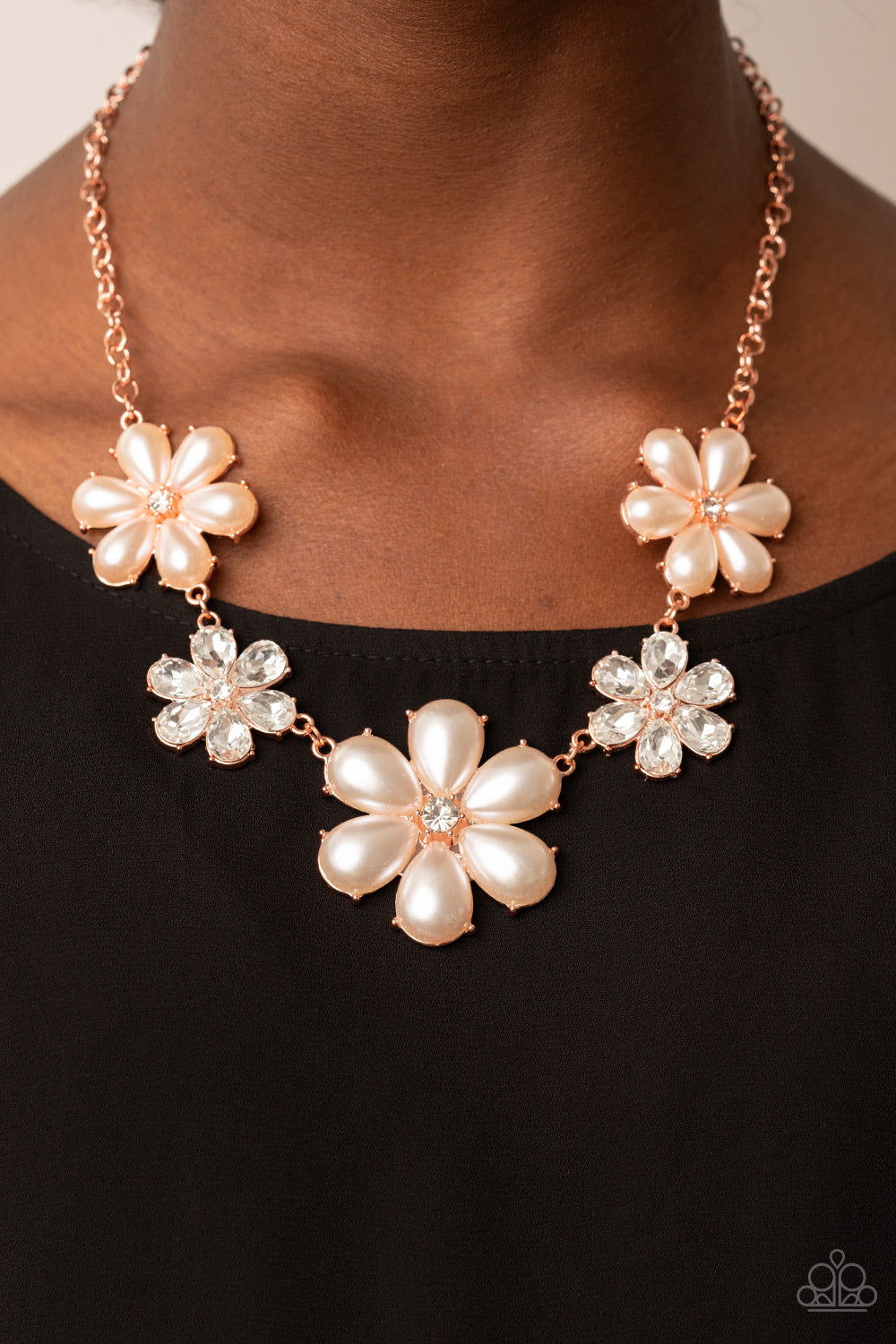 Paparazzi - Fiercely Flowering - Copper Necklace