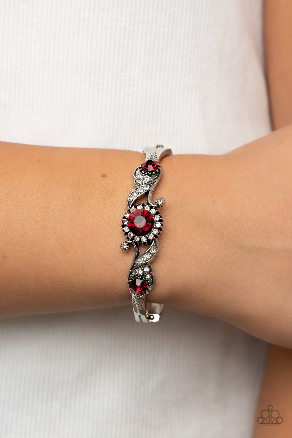 Paparazzi - Expert Elegance - Red Bracelet