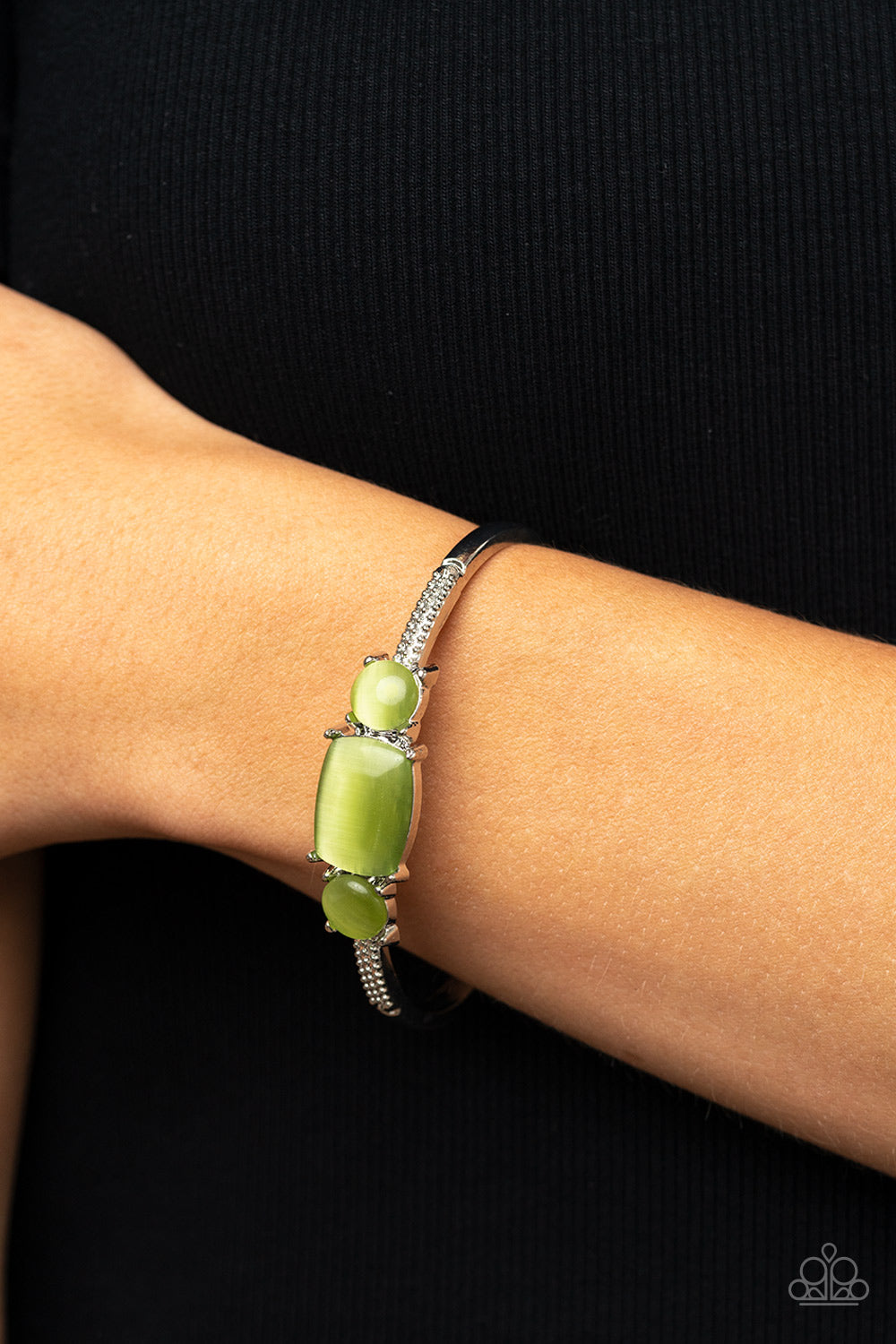 Paparazzi - Tranquil Treasure - Green Bracelet