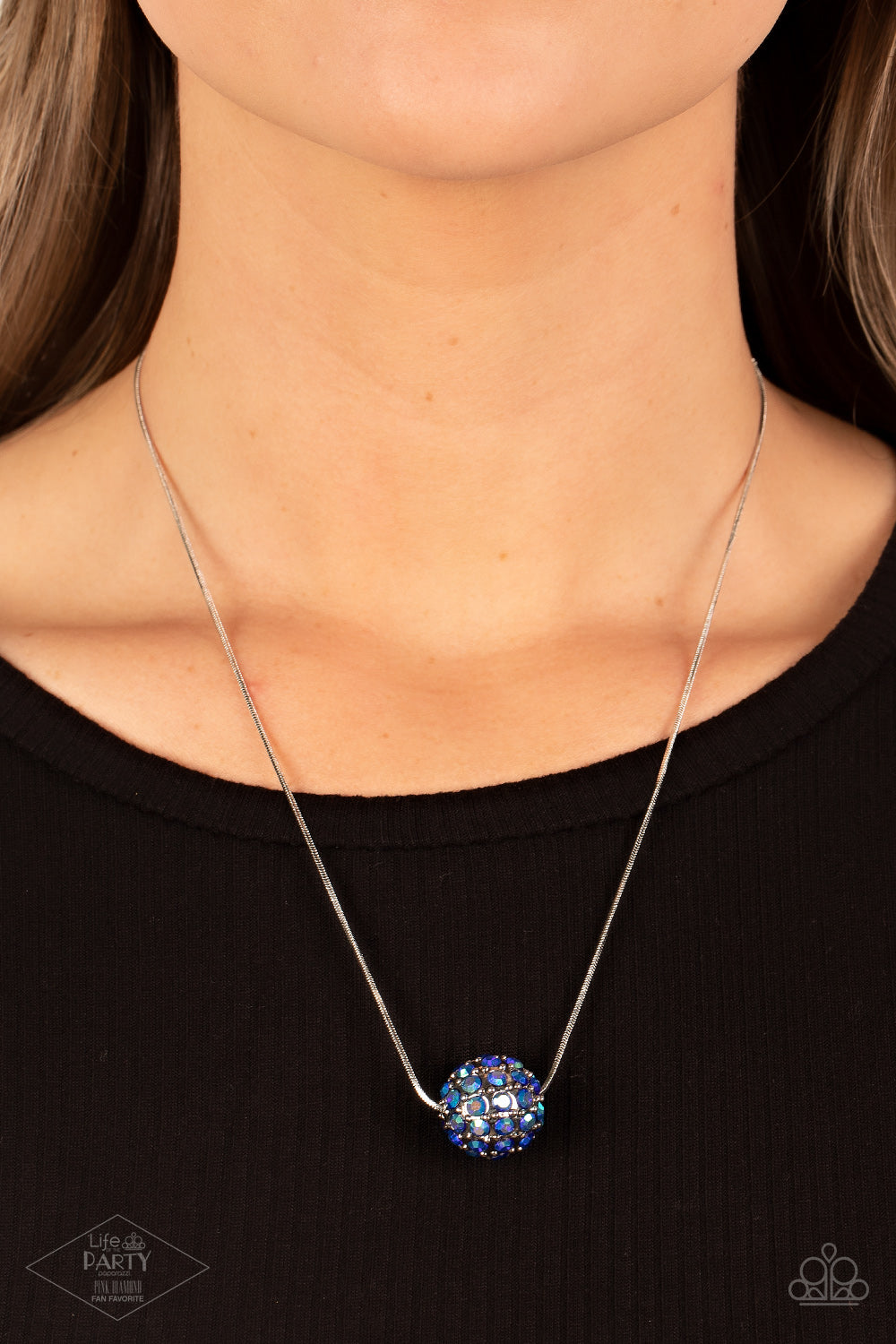 Paparazzi - Come Out of Your BOMBSHELL - Multi Necklace