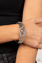 Load image into Gallery viewer, Paparazzi - Ripe for the Picking - White Bracelet
