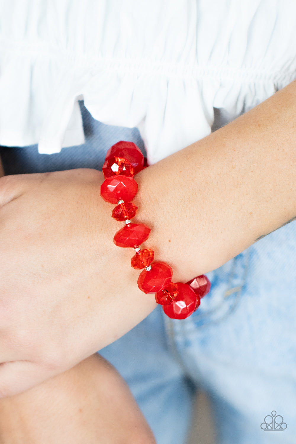 Paparazzi - Keep GLOWING Forward - Red Bracelet