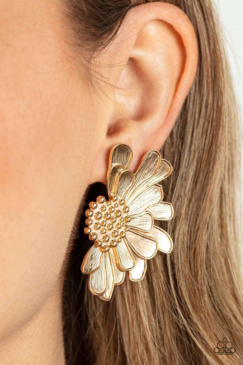 Paparazzi - Farmstead Meadow - Gold Earring