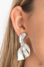 Load image into Gallery viewer, Paparazzi - METAL-Physical Mood - Silver Earring
