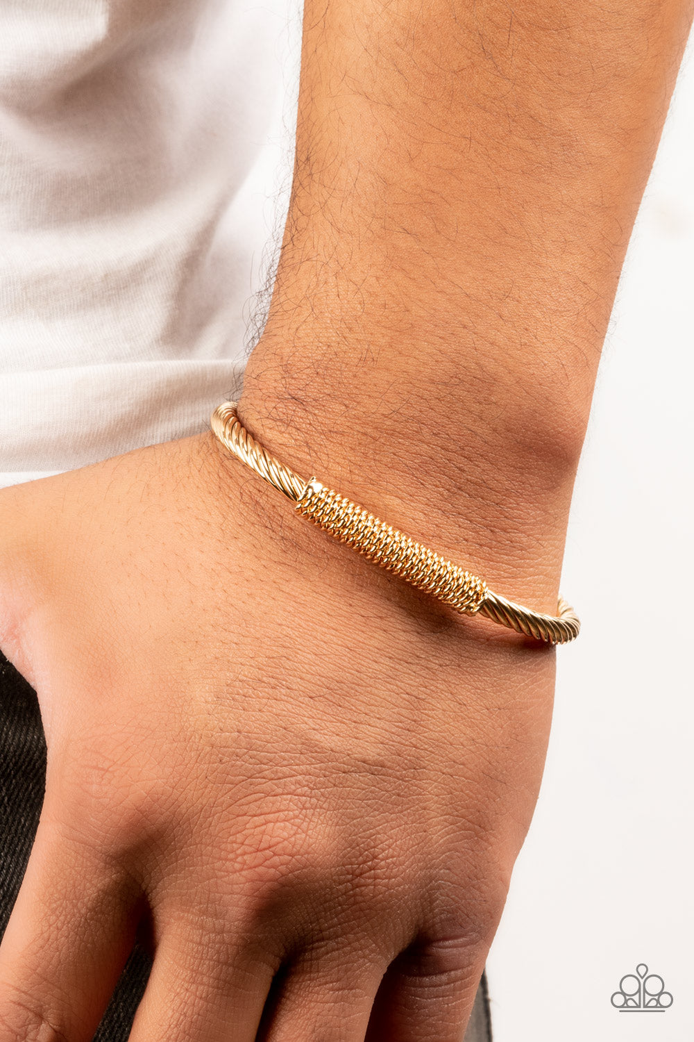 Paparazzi - CABLE-Minded - Gold Bracelet