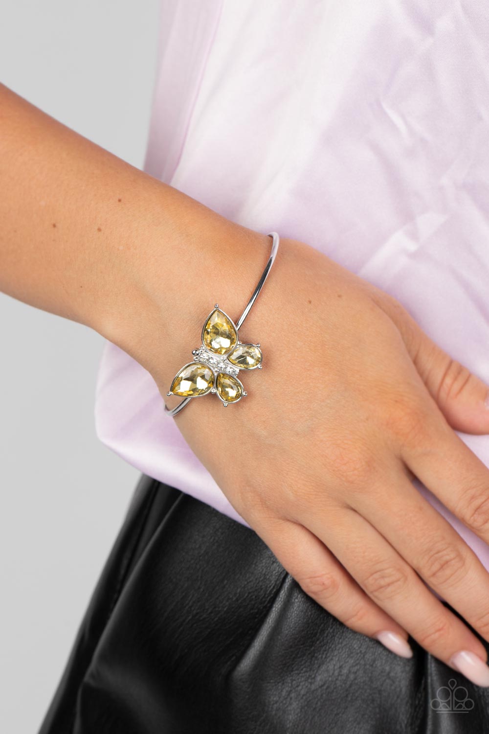 Paparazzi - Butterfly Beatitude - Yellow Bracelet