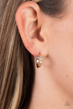 Load image into Gallery viewer, Paparazzi - Starfish Showpiece - Multi Earring
