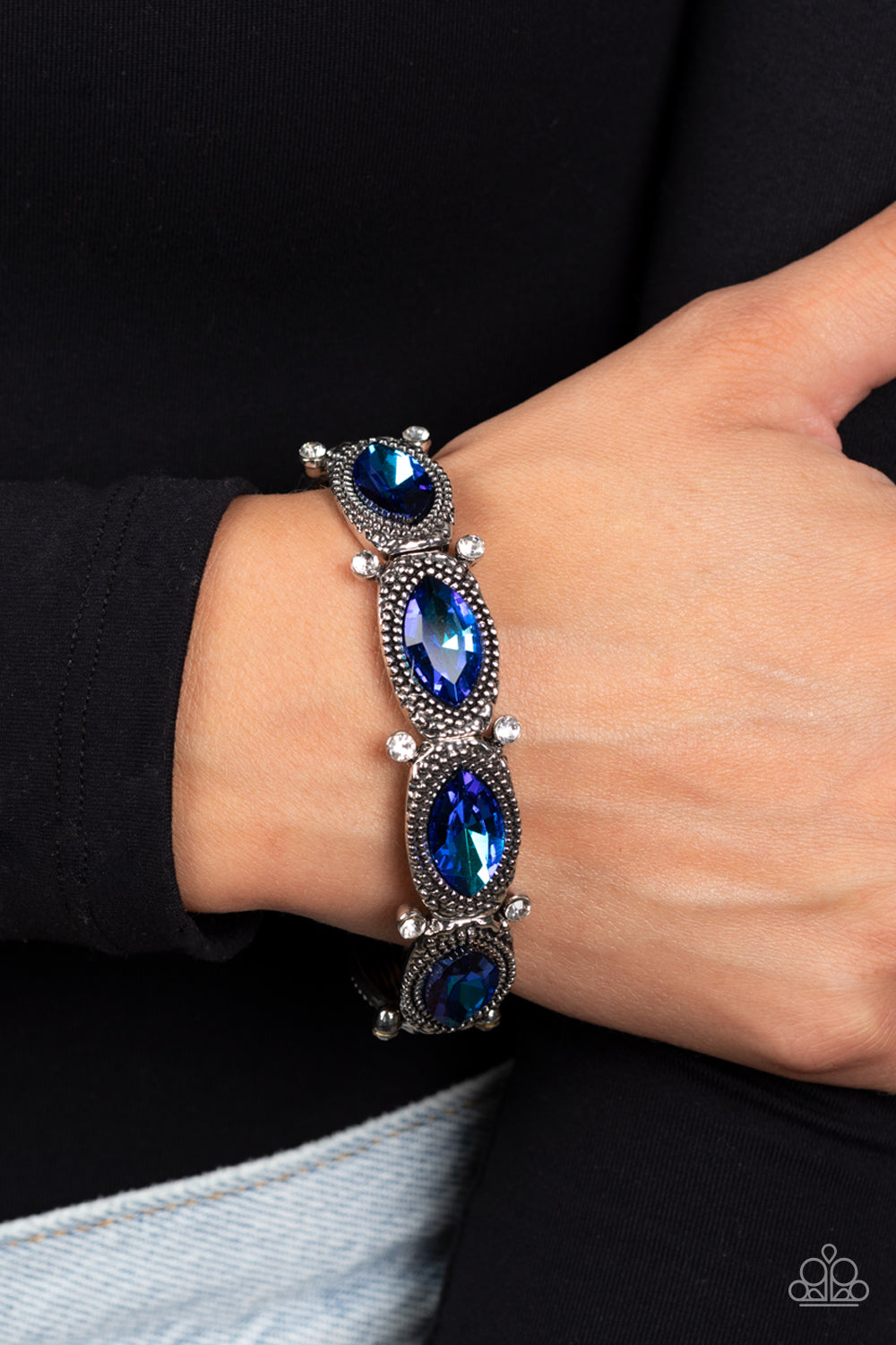 Paparazzi - Dancing Diva - Blue Bracelet