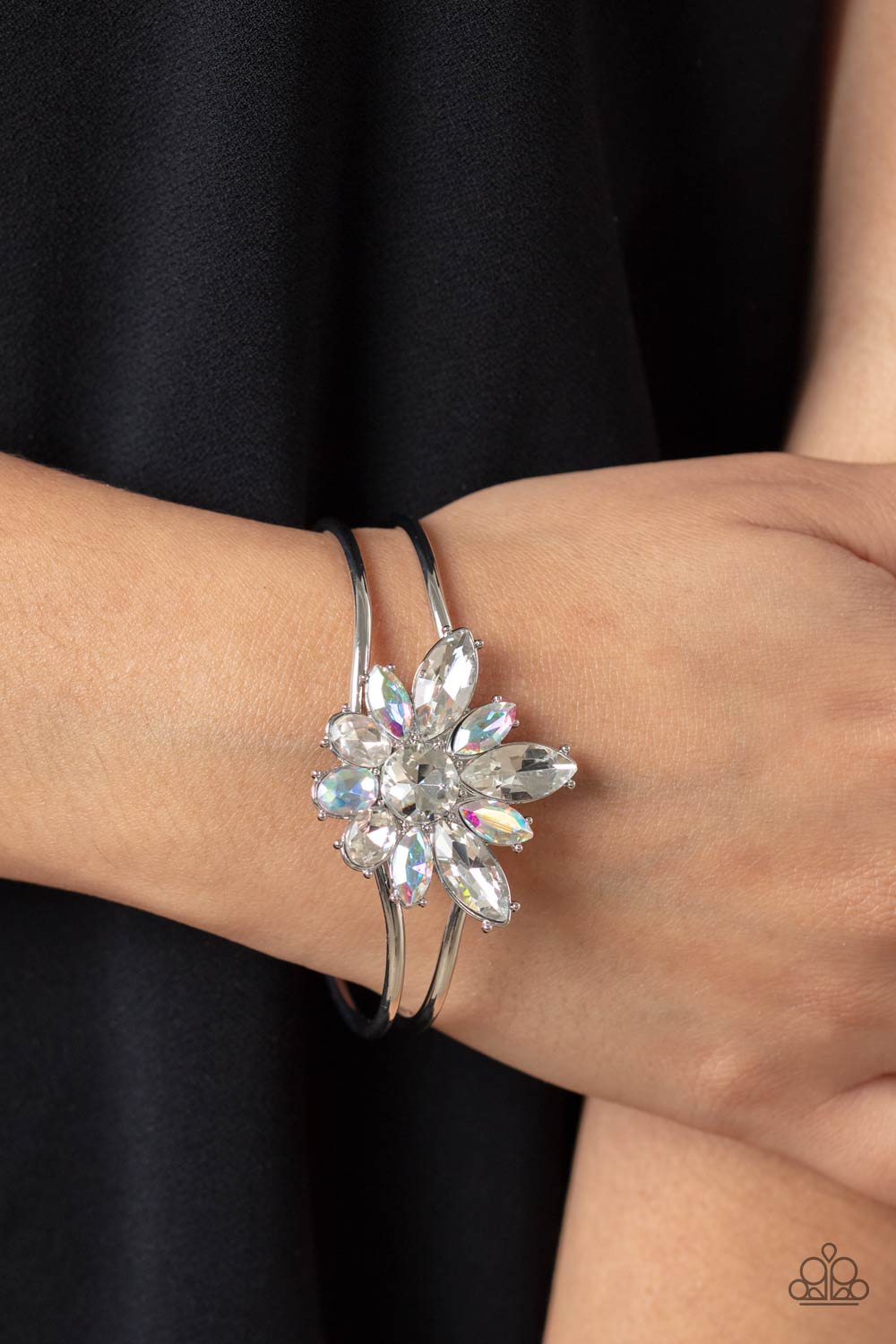 Paparazzi - Chic Corsage - White Bracelet