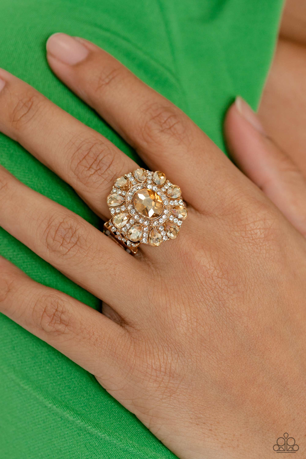 Paparazzi - GLIMMER and Spice - Gold Ring