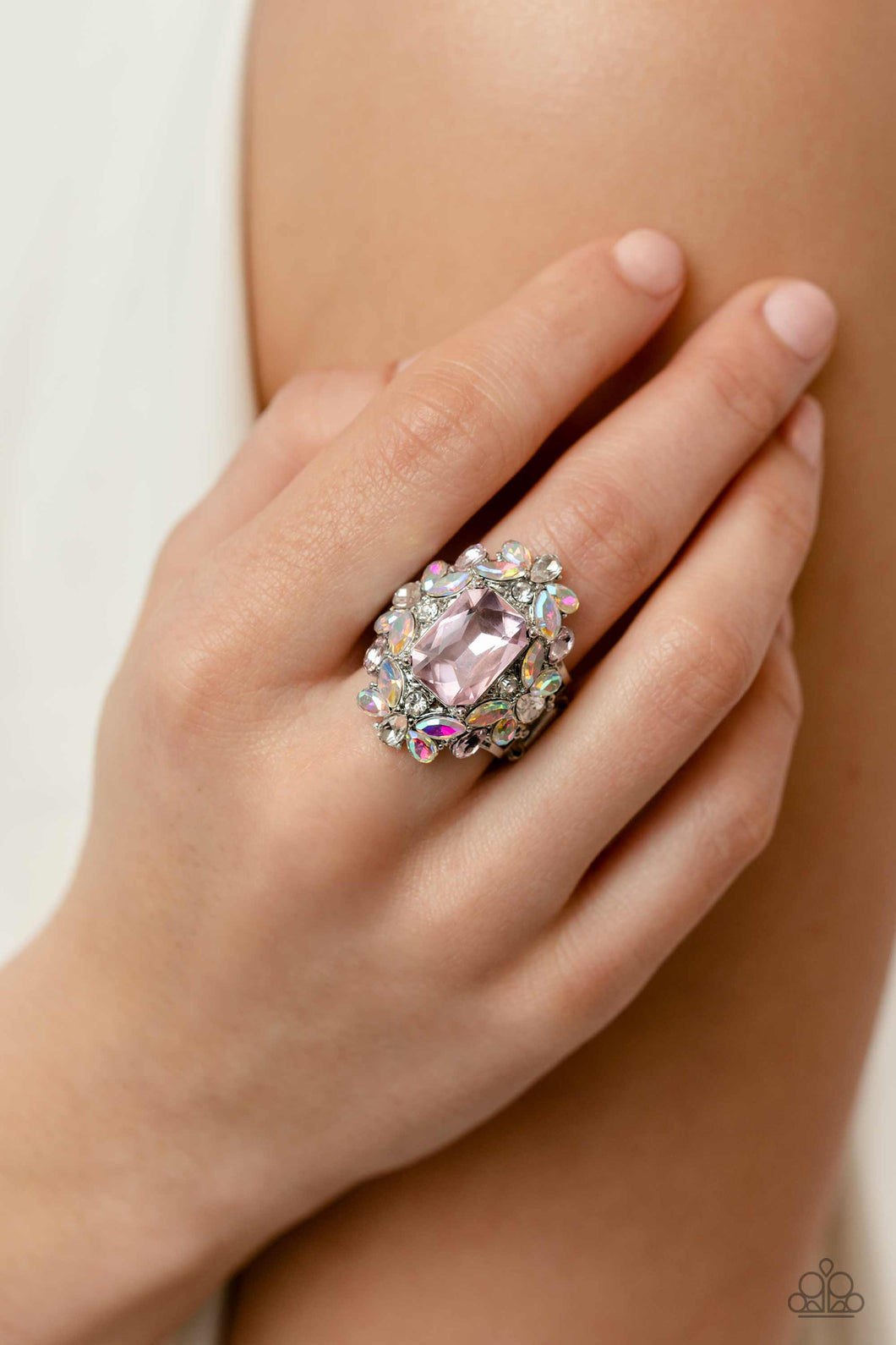 Paparazzi - Dynamic Diadem - Pink Ring